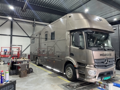 Mercedes-Benz Antos ~ 6-paards ~ Exclusief BTW